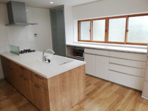 家族がつながる、開放感あふれるLDK空間